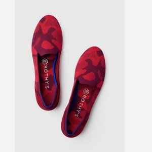 Rothy's Loafer in Red Camo Size 7 1/2
